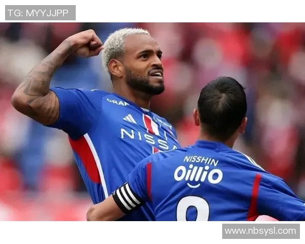 无脸足球球星的神秘魅力如何通过艺术表现出个人独特的情感与力量