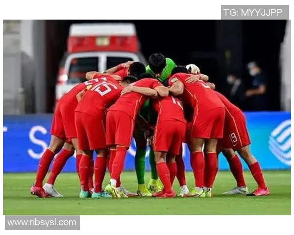 足球场上追逐球星的梦想与现实之差异探讨 足球场上追逐球星的梦想与现实之差异探讨